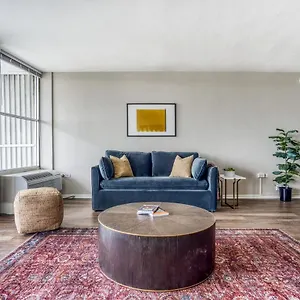 Spacious 2br 2ba Cozysuites With Gym! 30 Apartment