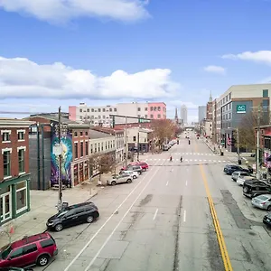 Lou Lou Lofts Apartment